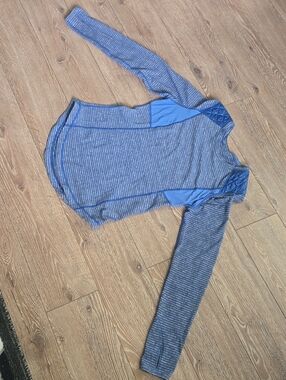 lululemon athletica blue long sleeve athletic top